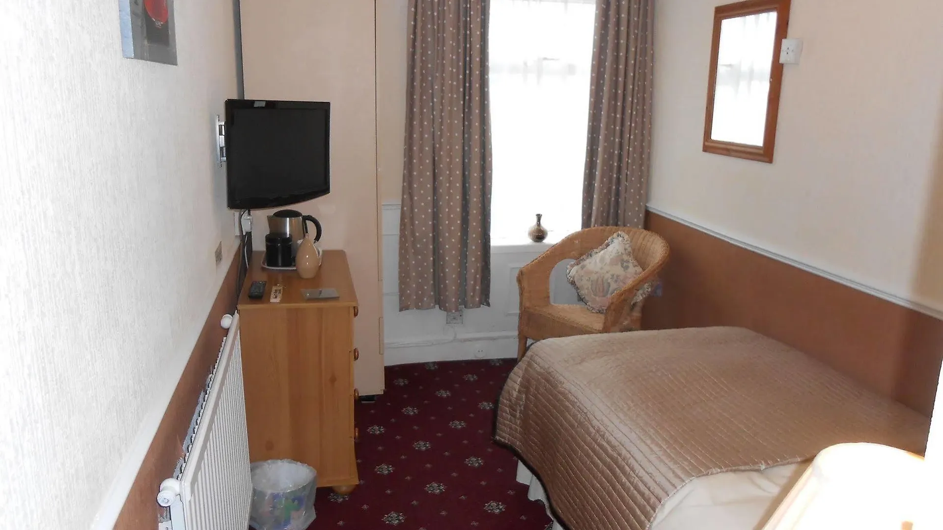Shirley Heights Hotel Blackpool Bed & Breakfast