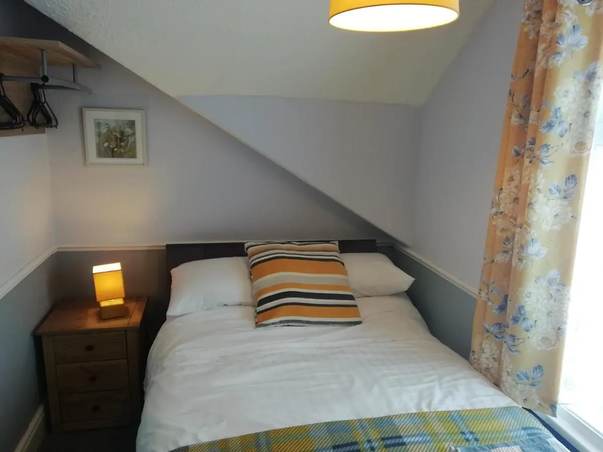 Shirley Heights Hotel Blackpool Bed & Breakfast